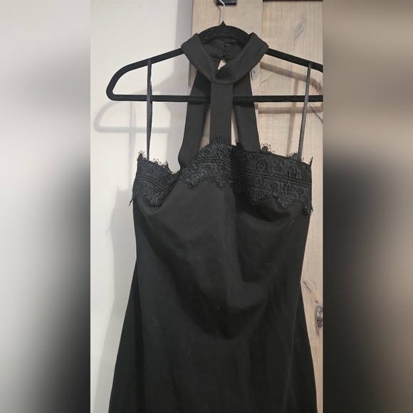 MARCIANO Black Lace detail fitted strappy halter Mini dress. Size small - Picture 8 of 13